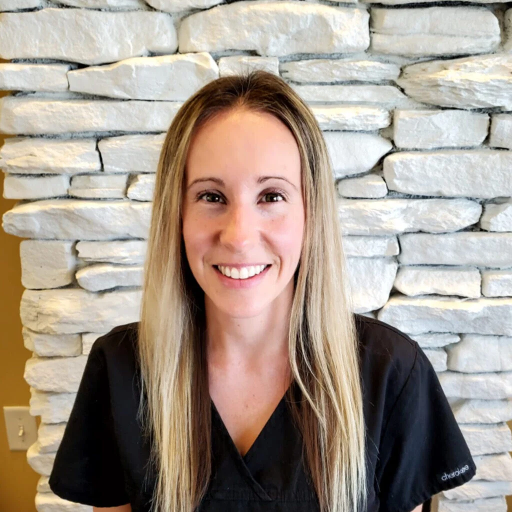 Kayla McLeod, Registered Massage Therapist