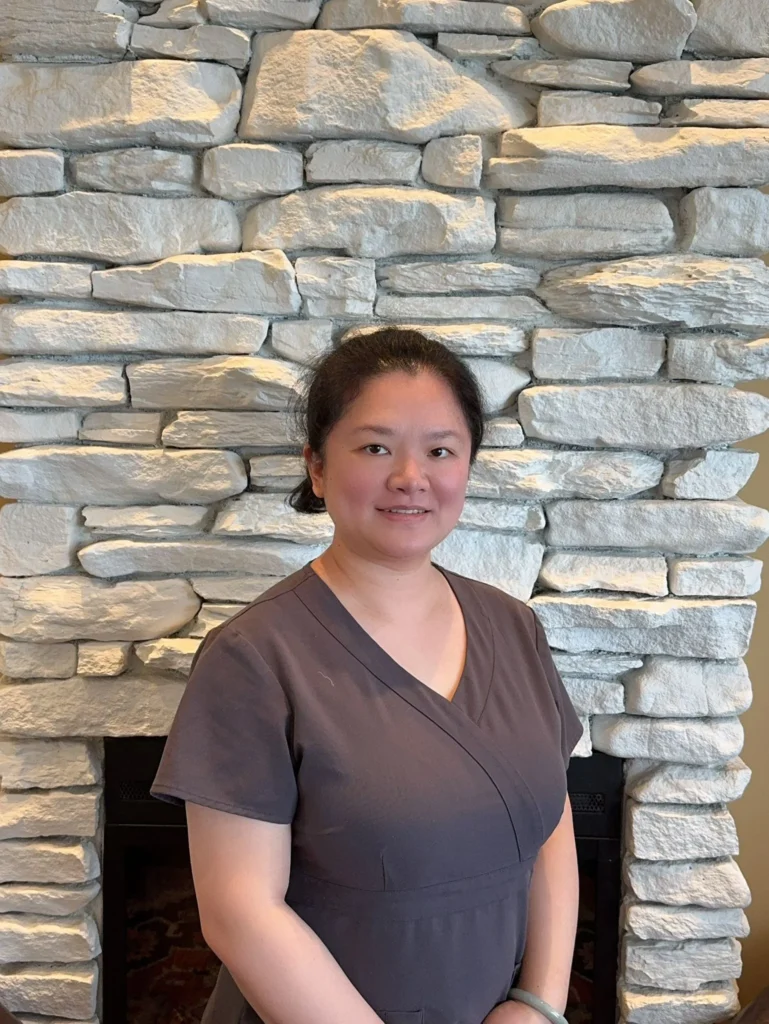 Ting (Tina) Luo, Registered Massage Therapist